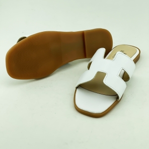 >صندل هرمس سفید کد65