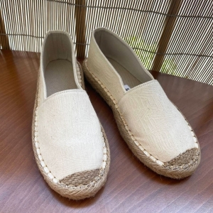 >کفش طرح گیوه کرم کد533